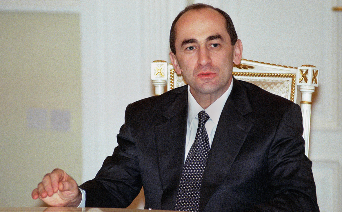 Роберт Кочарян