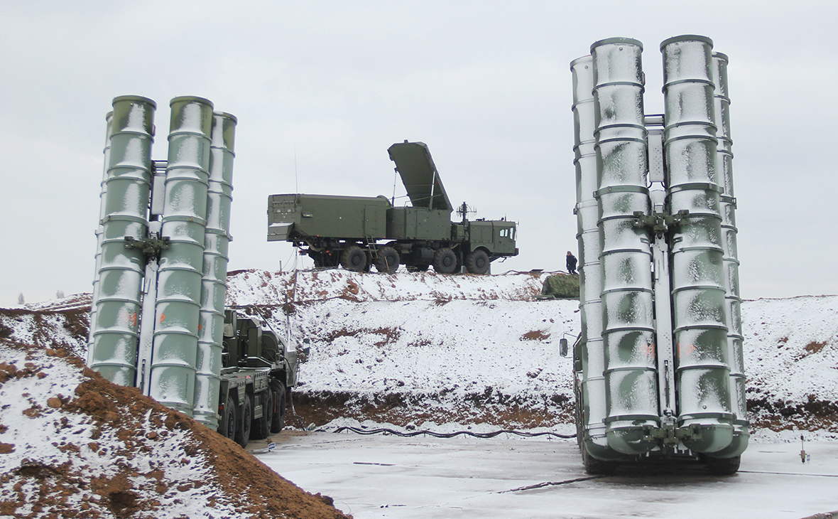 Дивизион зенитной ракетной системы (ЗРС) С-400 «Триумф»