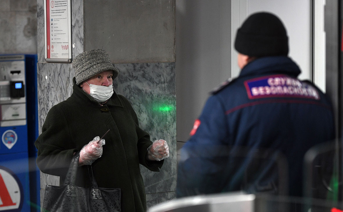 Власти Москвы разъяснили правила ношения масок и перчаток ...