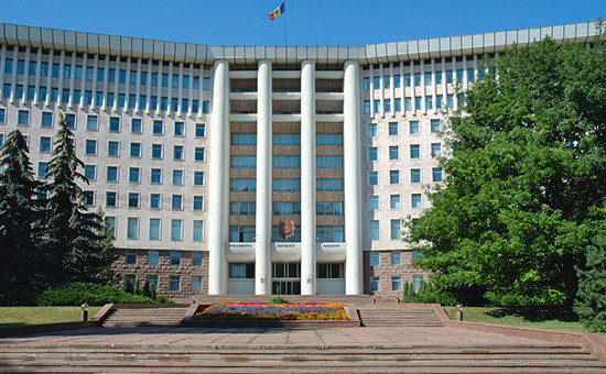Здание парламента Молдавии