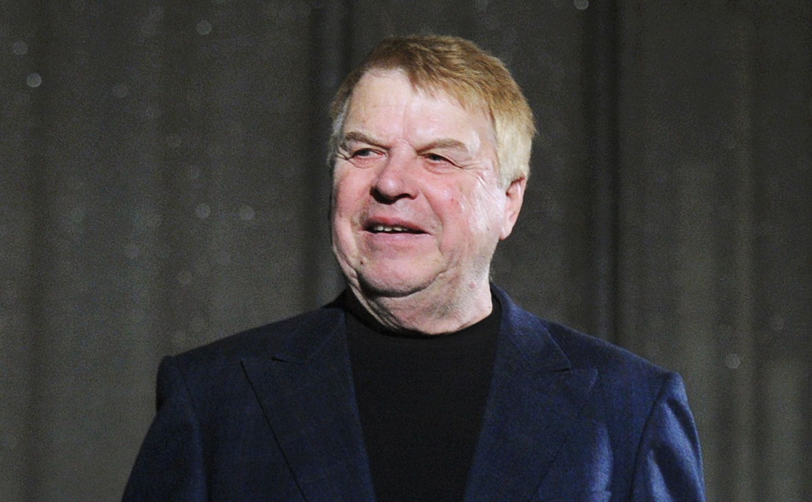 Михаил Кокшенов