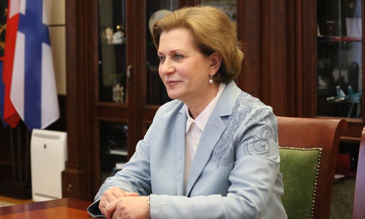 Анна Попова