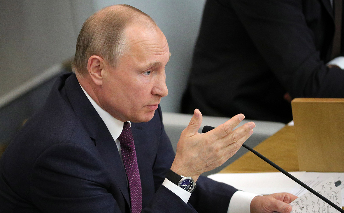 Путин напомнил Зюганову о развале СССР под «чутким руководством» КПСС Путин напомнил Зюганову о развале СССР под «чутким руководством» КПСС