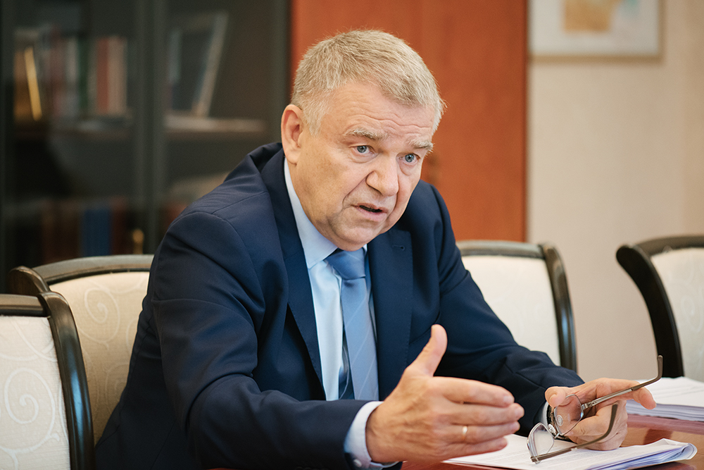 Председатель СО РАН Валентин Пармон