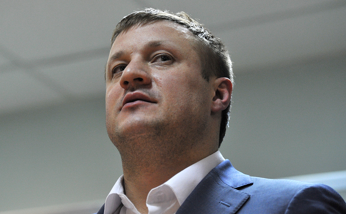 Николай Сандаков
