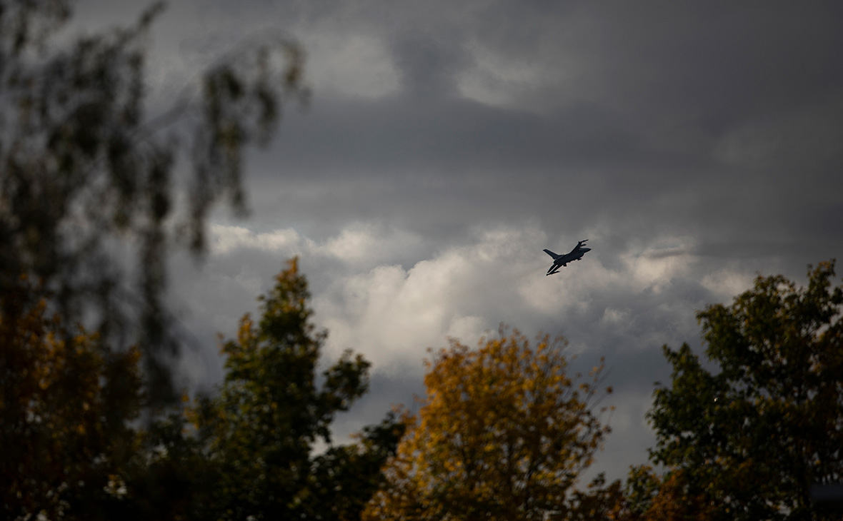 Истребитель F-16