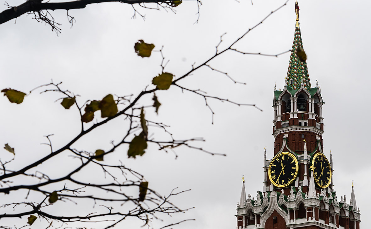 Under moscow. Выбор Кремля.