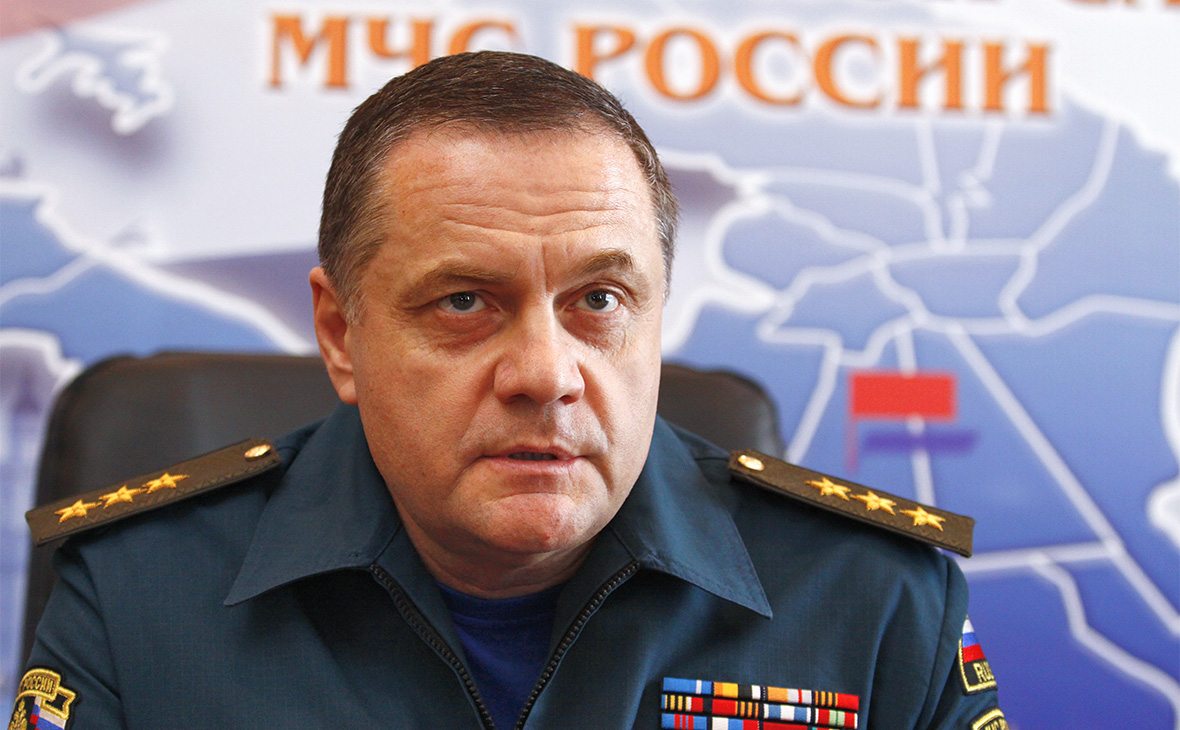 Владимир Артамонов