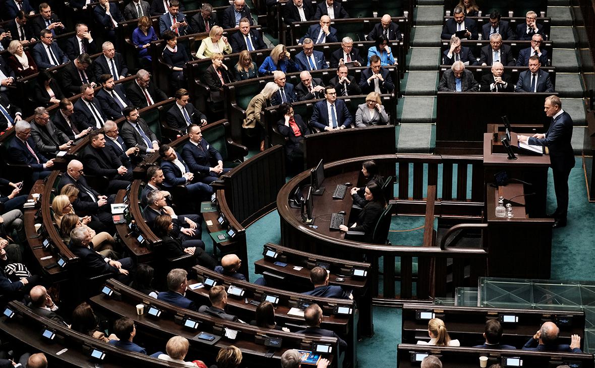 Дональд Туск представляет программу своего правительства