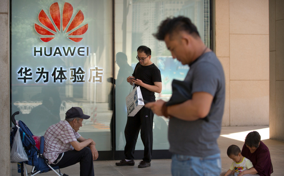Huawei через суд потребовала от США вернуть изъятое оборудование