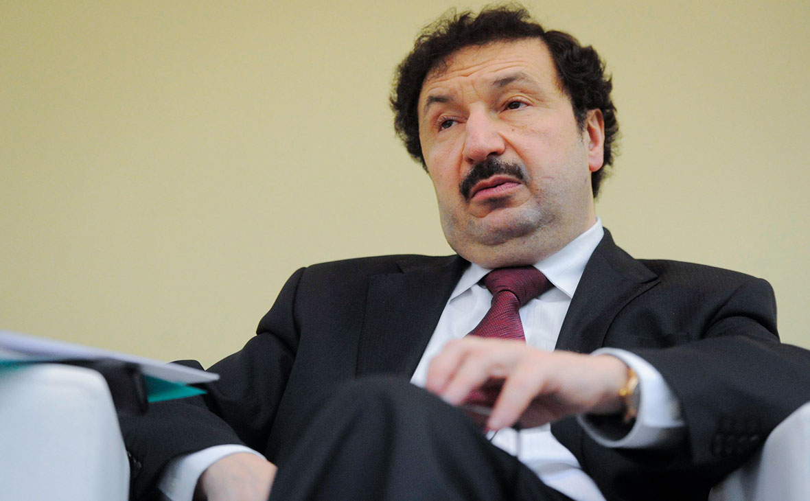 Владимир Мау