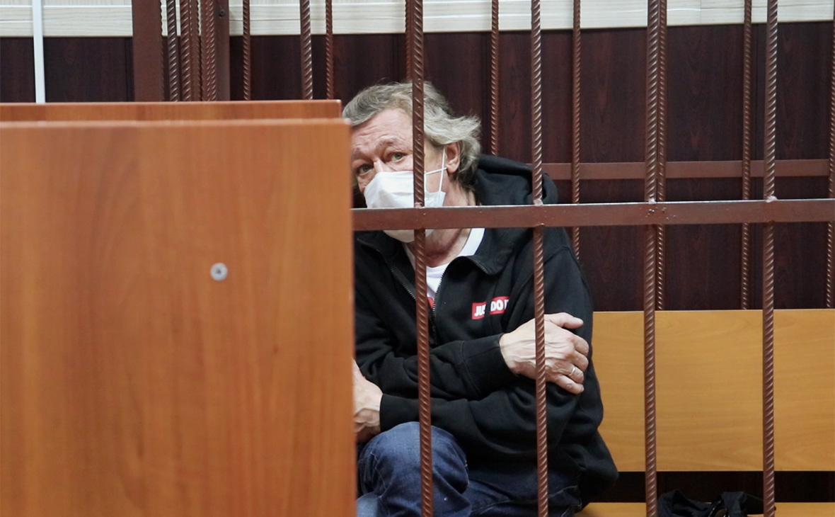 Михаил Ефремов