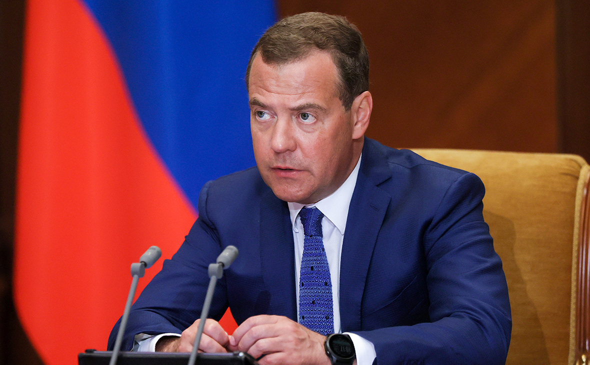 Дмитрий Медведев