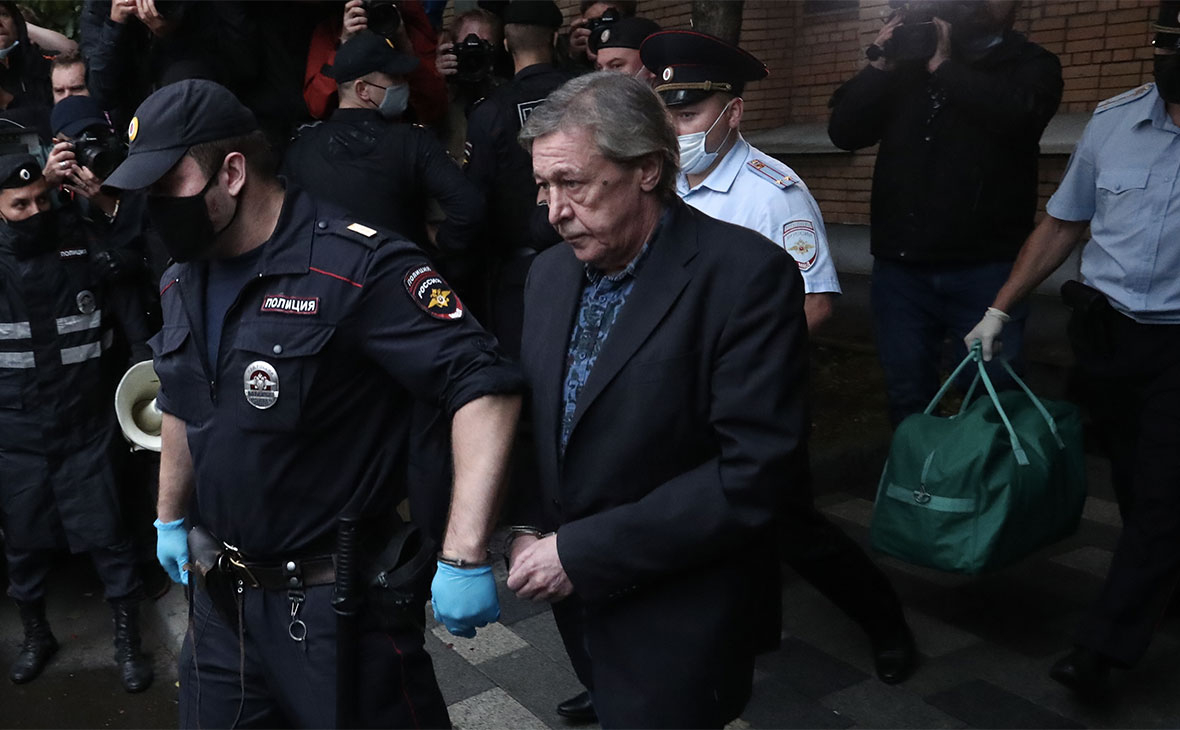Михаил Ефремов