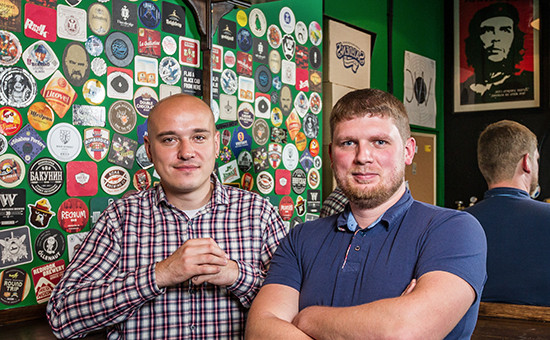 Владельцы пивоварни «Пивотека 465» Андрей Фиалкин (слева) и Александр Гончаров


