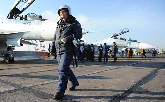 Пилот истребителя четвертого поколения Су-30