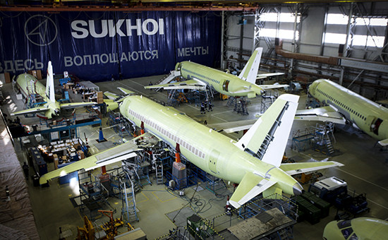 Сборка самолета Sukhoi Superjet 100 в Ульяновске