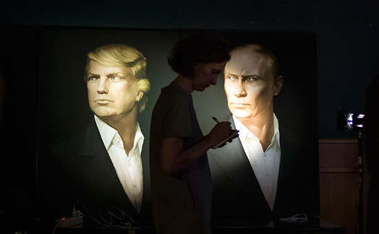 Портреты избранного президента США Дональда Трампа и президента России Владимира Путина
