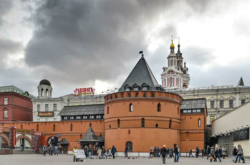 Площадь революции москва фото