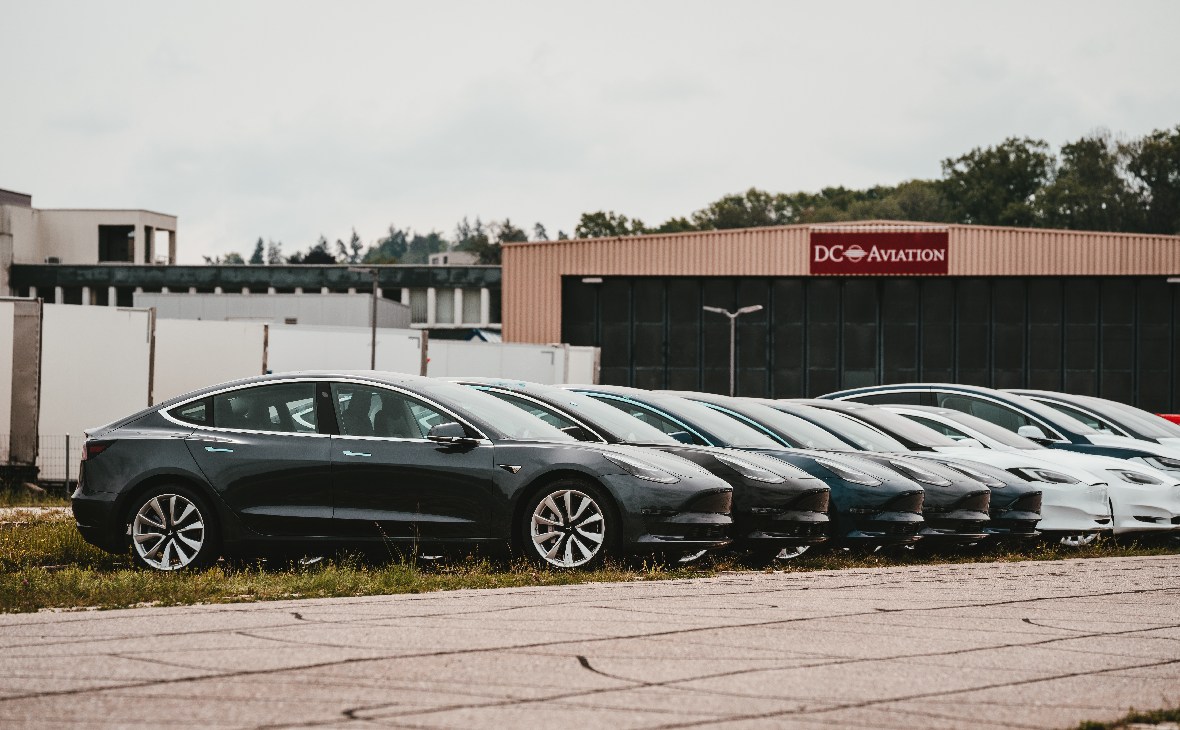 Электромобили Tesla