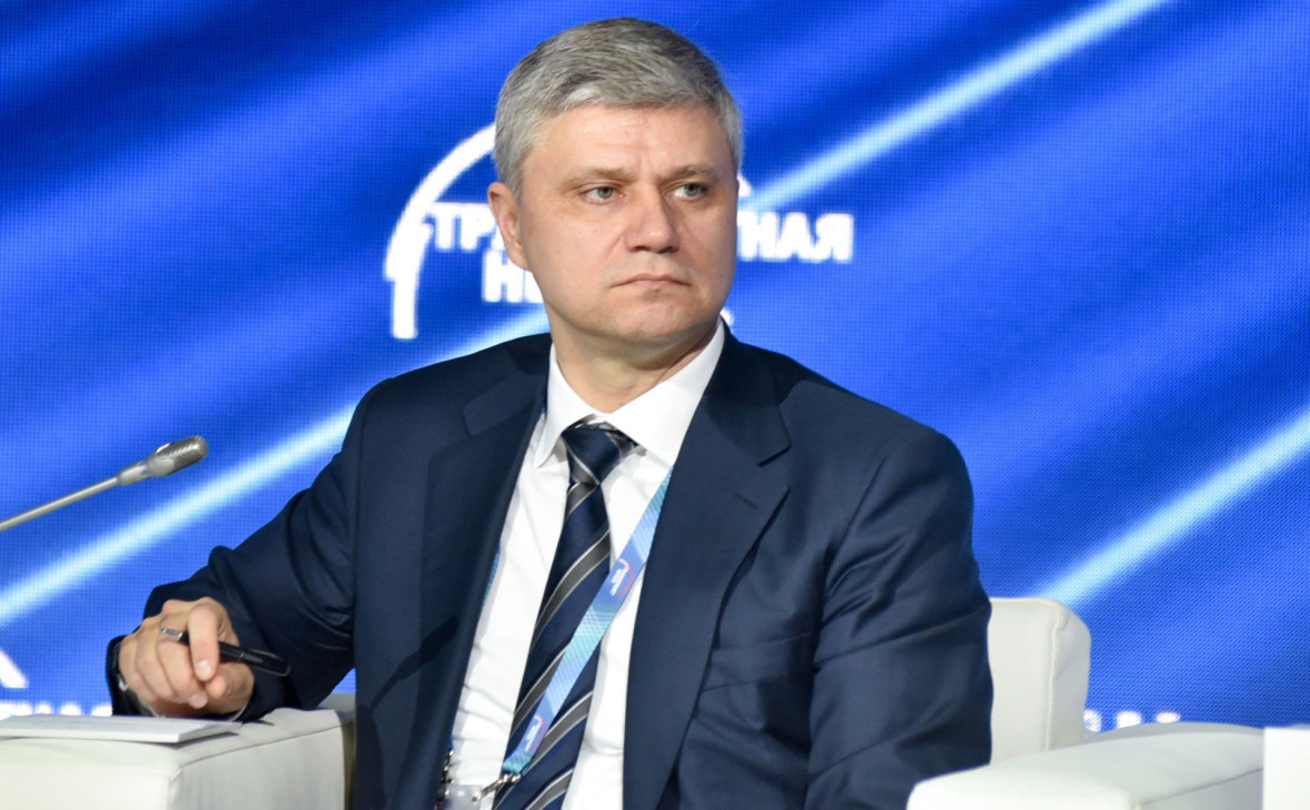 Олег Белозеров