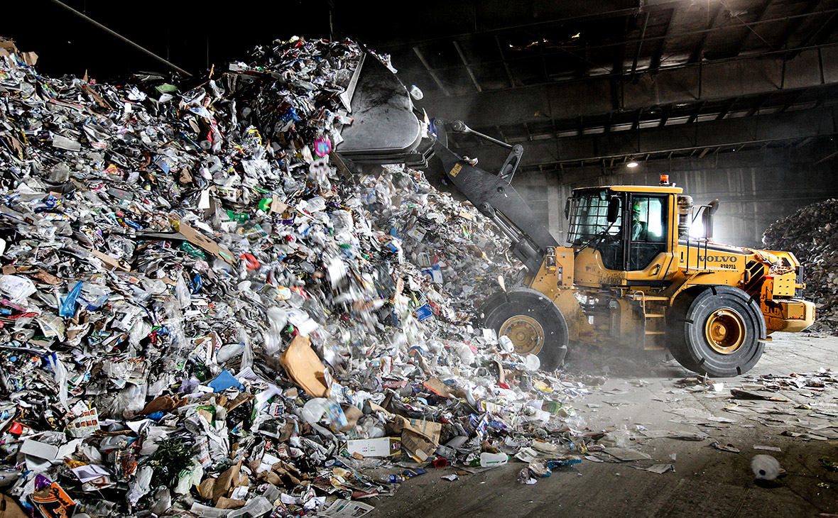 Какая страна закупает мусор для переработки