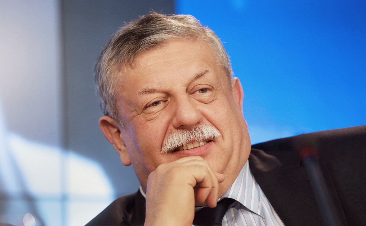 Михаил Борисов