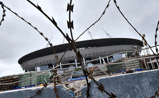 Строительство стадиона «Зенит-Арена», июль 2016 года


