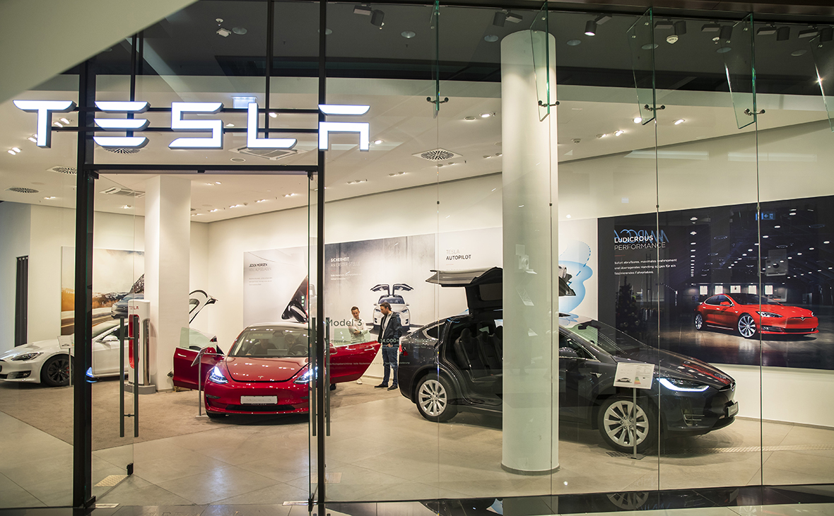 Tesla уже стоит дороже, чем General Motors и Ford вместе взятые — Auto24