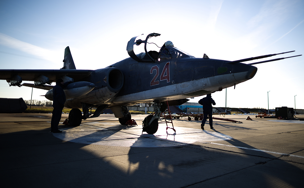 Штурмовик Су-25