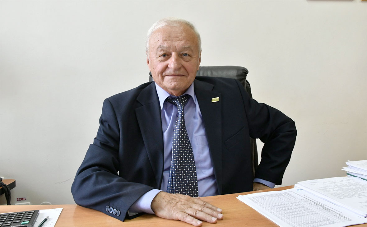 Виктор Сергеев