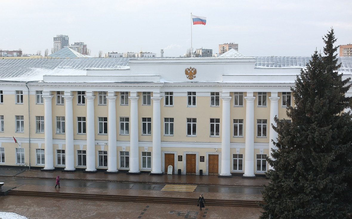 Правительство нижегородской. Законодательное собрание Нижегородской области 22. Корпоративный университет правительства Нижнего Новгорода. Правительство Нижегородской области. Правительство Нижегородской области машины.