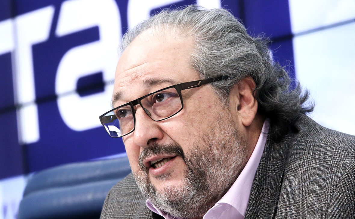 З. Маврикий александрович минц. З. Лори минц. З минц.