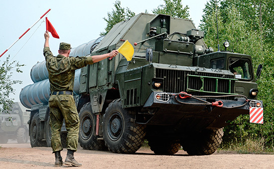 Зенитно-ракетный комплекс С-300 соединения противовоздушной обороны (ПВО)