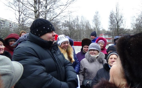 Встреча депутата ЗС СПб Евгения Марченко со своими избирателями
