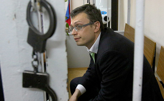 Замруководителя Главного следственного управления Следственного комитета (СК) РФ по Москве Денис Никандров в Лефортовском суде. 19 июля 2016 года