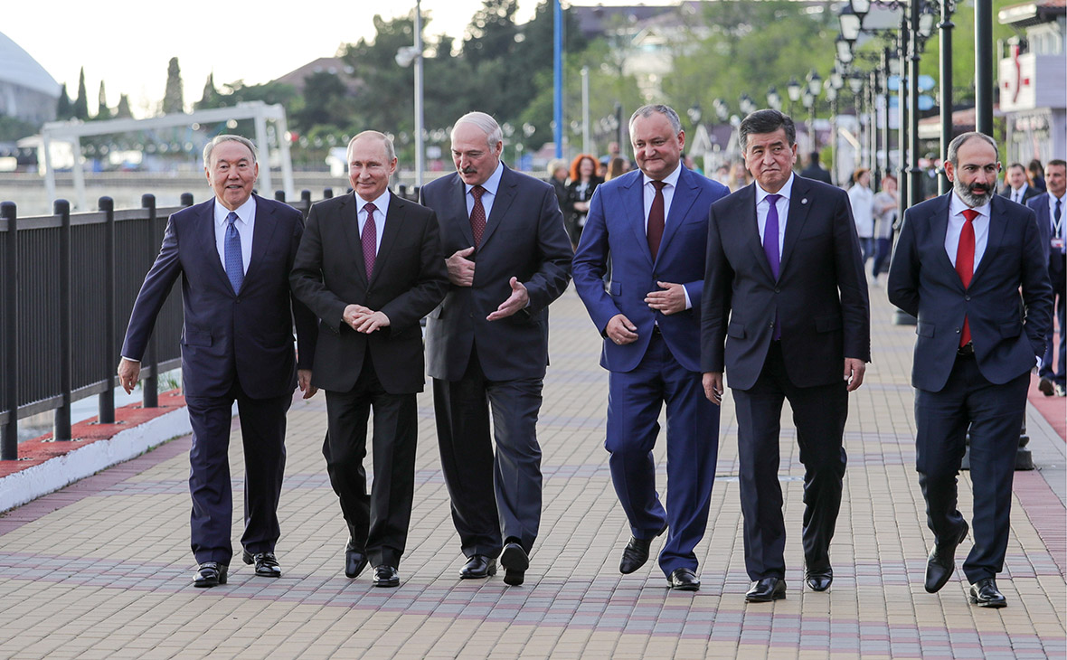 Участники после заседания Высшего Евразийского экономического совета