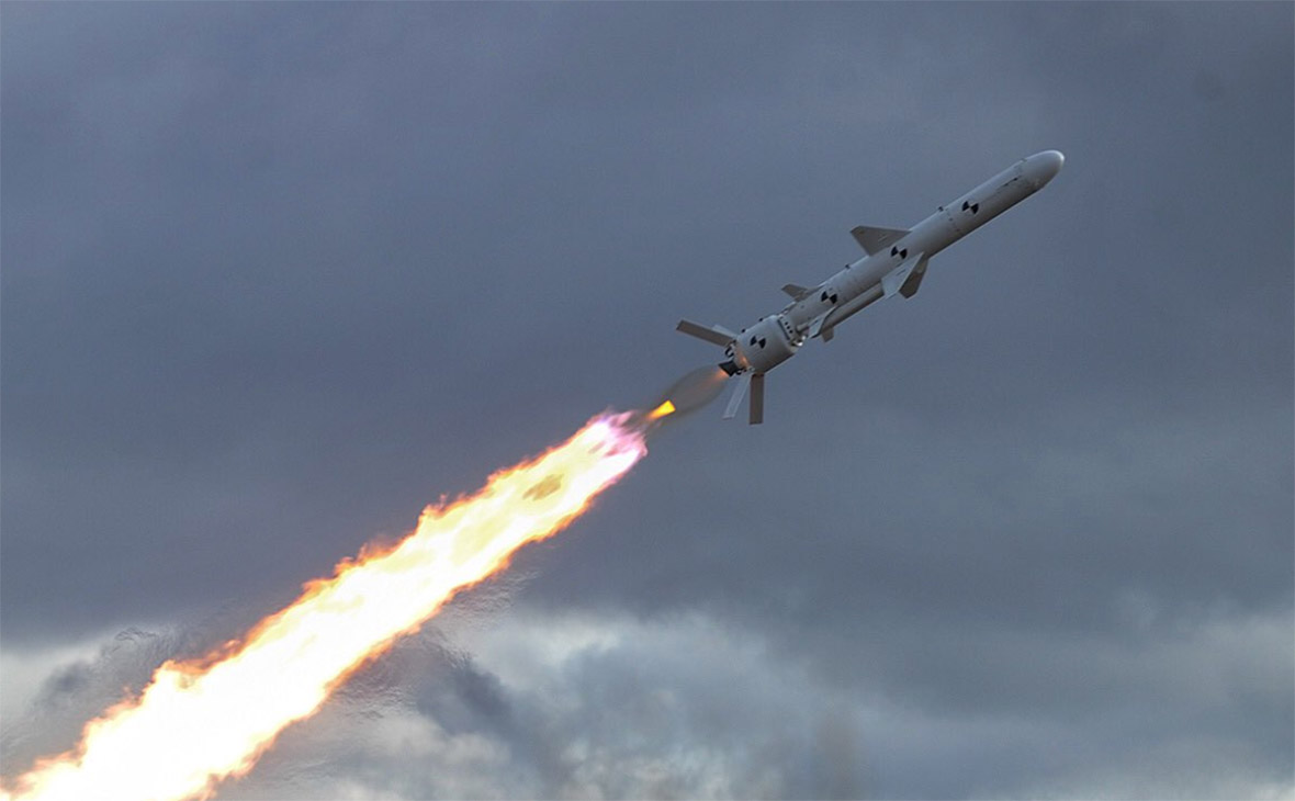 Украинская крылатая ракета. Фото из твиттера секретаря СНБО Турчинова