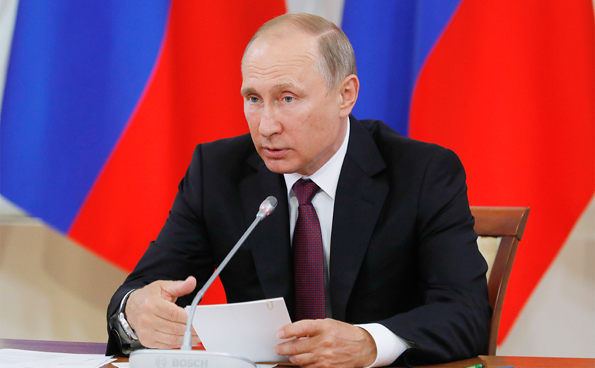 Путин обвинил ИГ в подготовке планов по дестабилизации ситуации на юге России