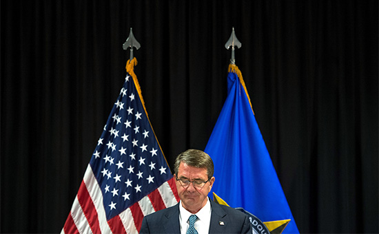 Глава Минобороны США Эштон Картер
