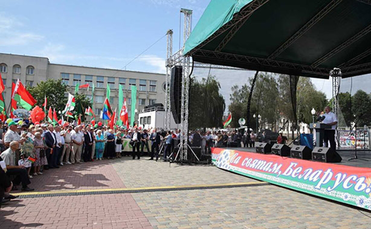 Александр Лукашенко на митинге в свою поддержку в городе Гродно