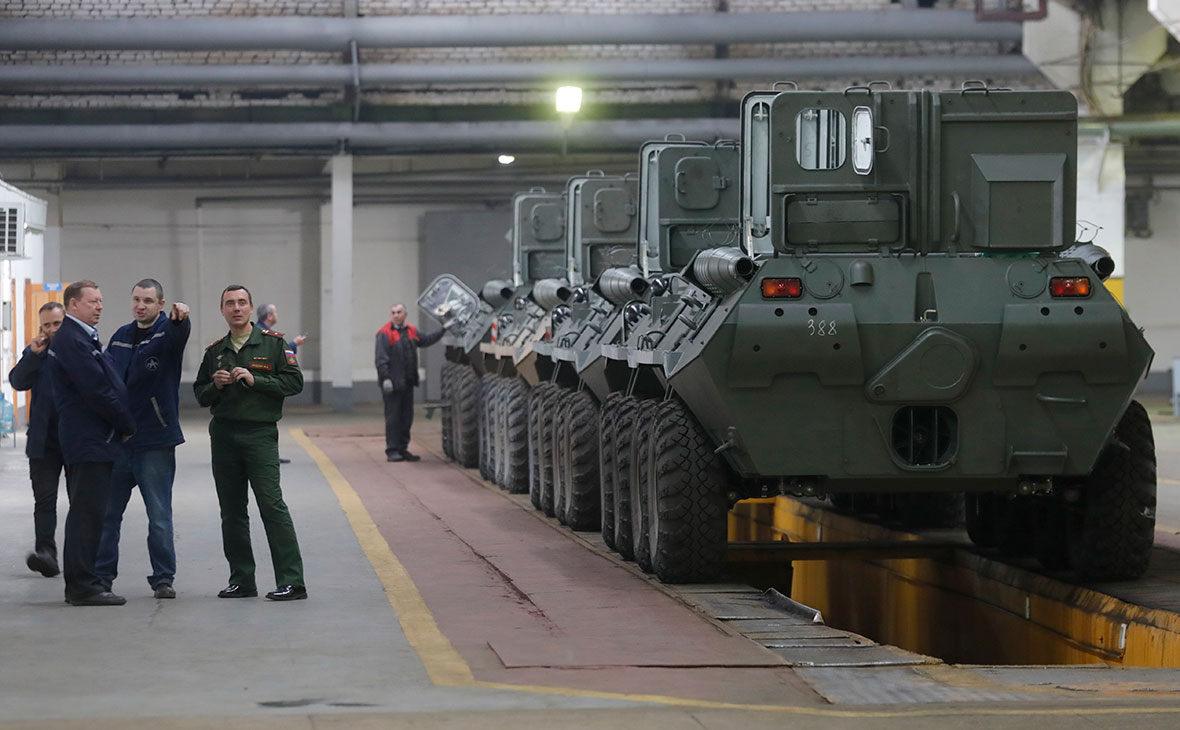 БТР-82А во время сборки на Арзамасском машиностроительном заводе