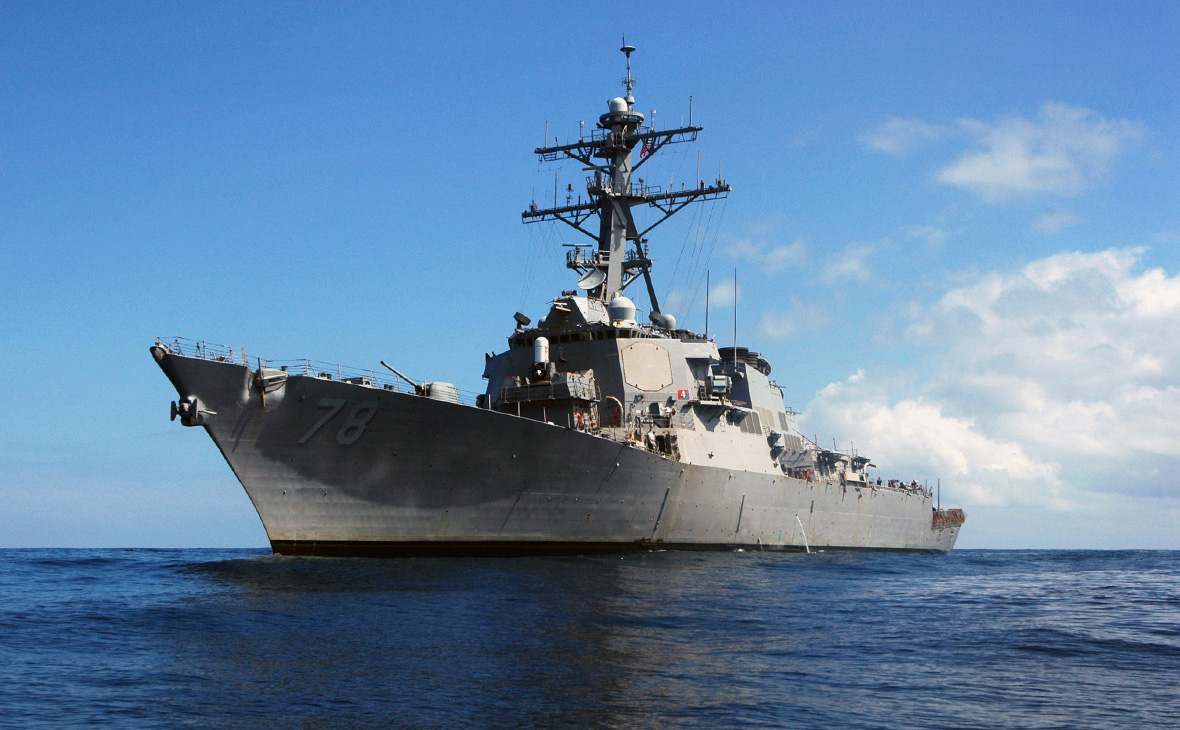 Американский ракетный эсминец USS Porter