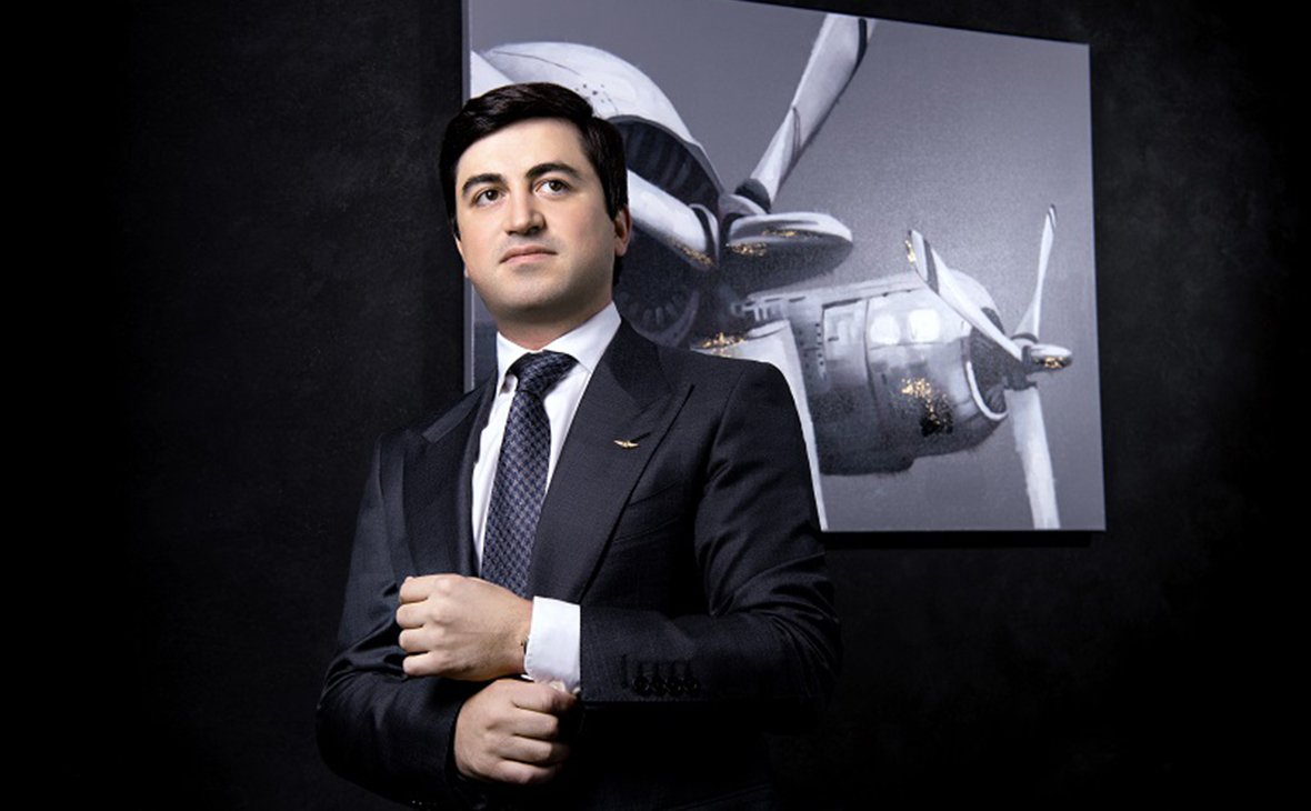 Владимир Александров