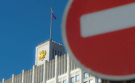 Вид на здание Дома правительства России



