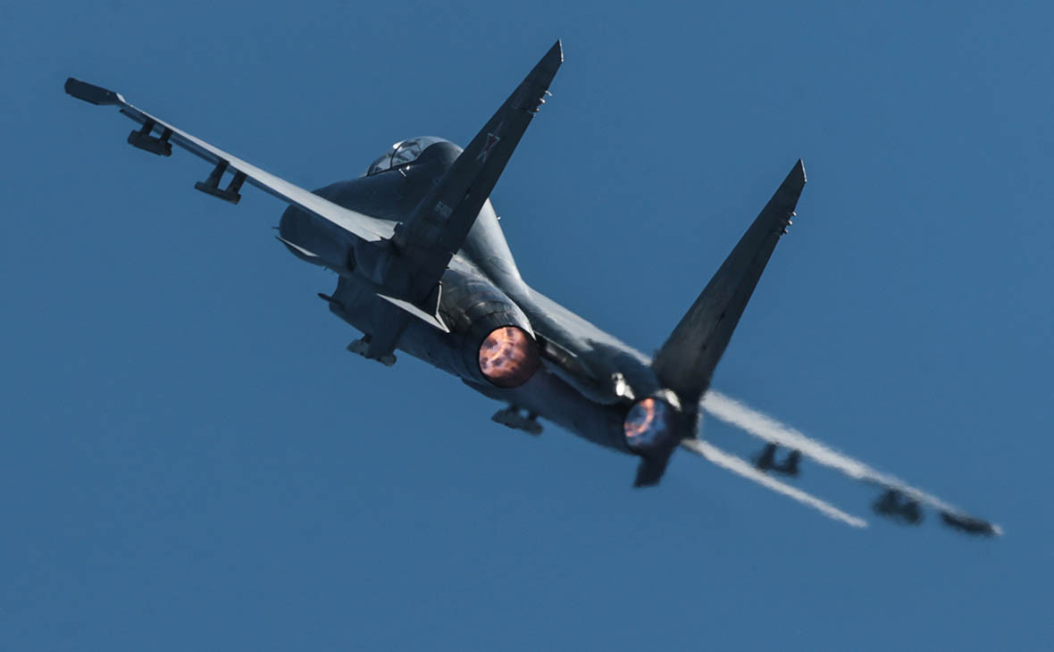 Истребитель Су-30