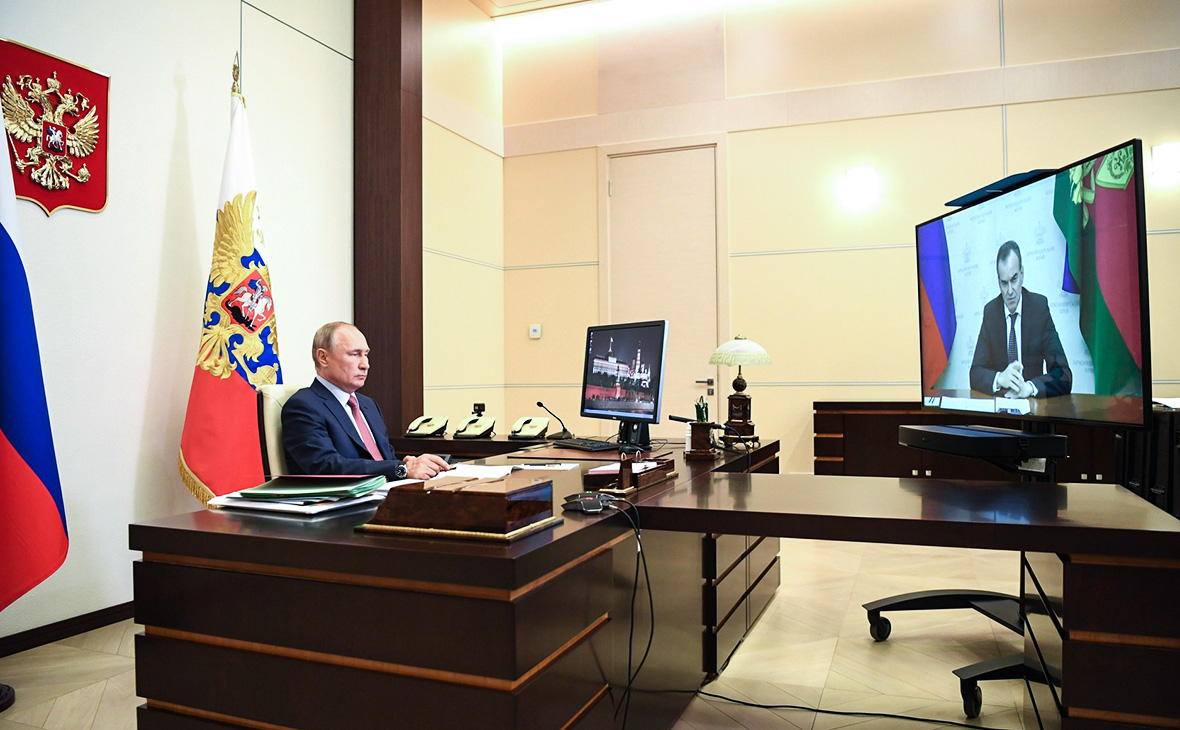 Рабочая встреча Владимира Путина с Вениамином Кондратьевым