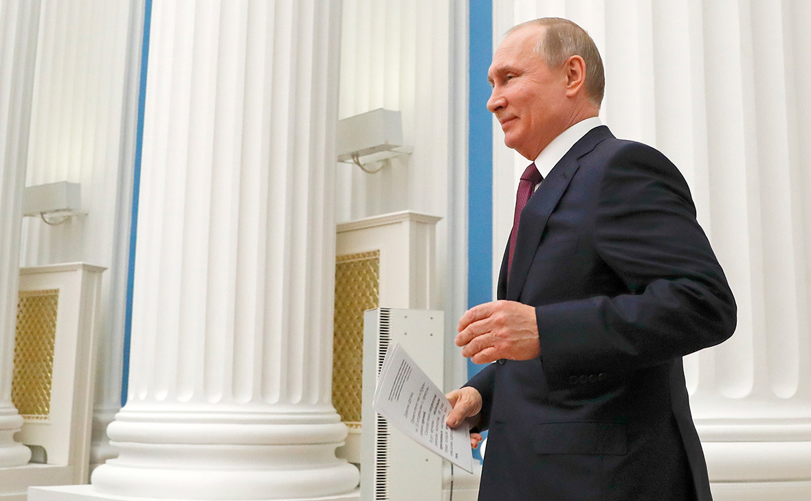 Посмотрите - Президент РФ Владимир Путин поручил приобрести 30 тыс. ж.д. платформ для переброски техники видео Посмотрите - Президент РФ Владимир Путин поручил приобрести 30 тыс. ж.д. платформ для переброски техники видео