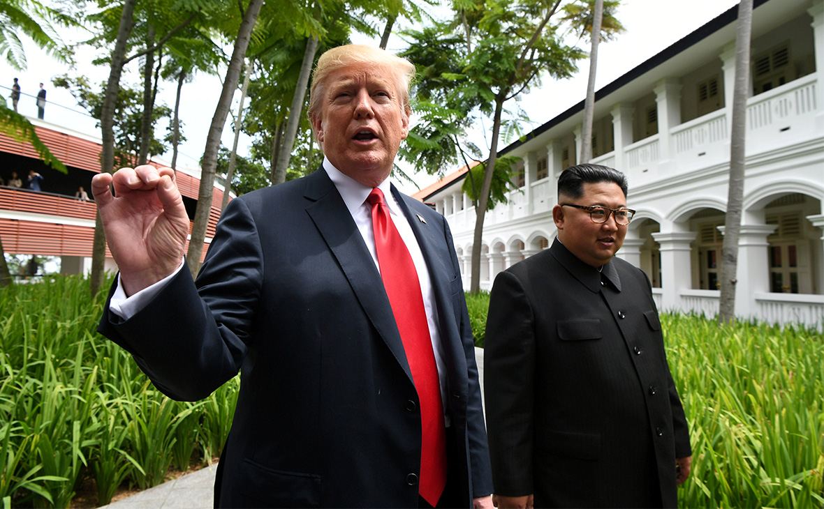 Трамп и Ким Чен Ын подписали документ по итогам саммита в Сингапуре