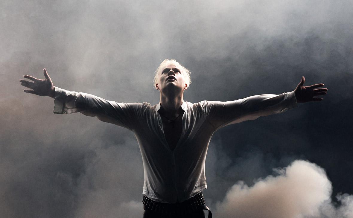 Певец Shaman (Ярослав Дронов)